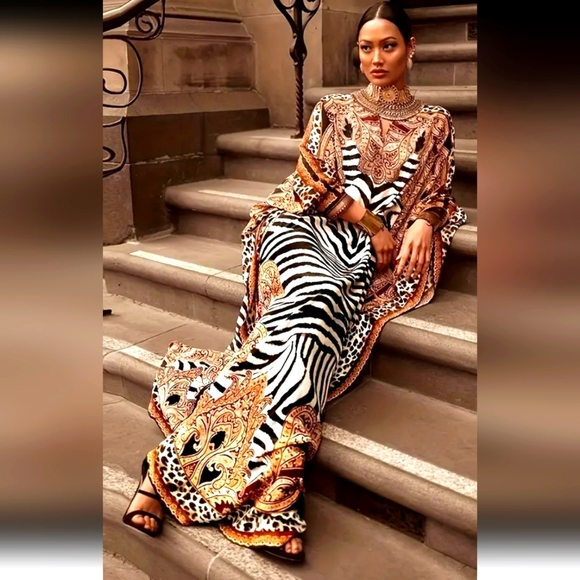 STUNNING CAFTAN - Picture 4 of 8